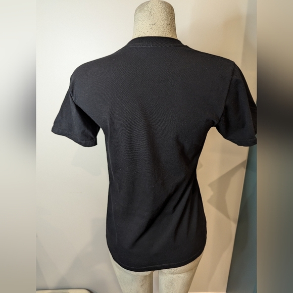 NWOT National Lampoon's Christmas Vacation Wreath Graphic Tee. Unisex S - Picture 5 of 8